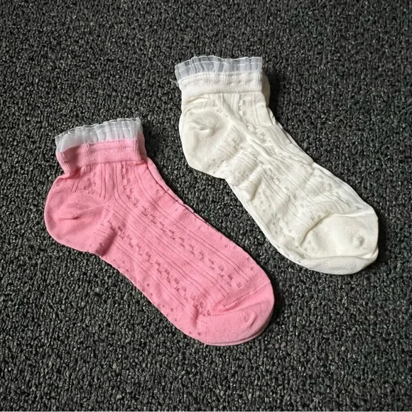 NWT 2 Pack Pastel Pink White Frilly Lace Mesh Whimsy Girly Ankle Fashion Socks - Picture 2 of 13